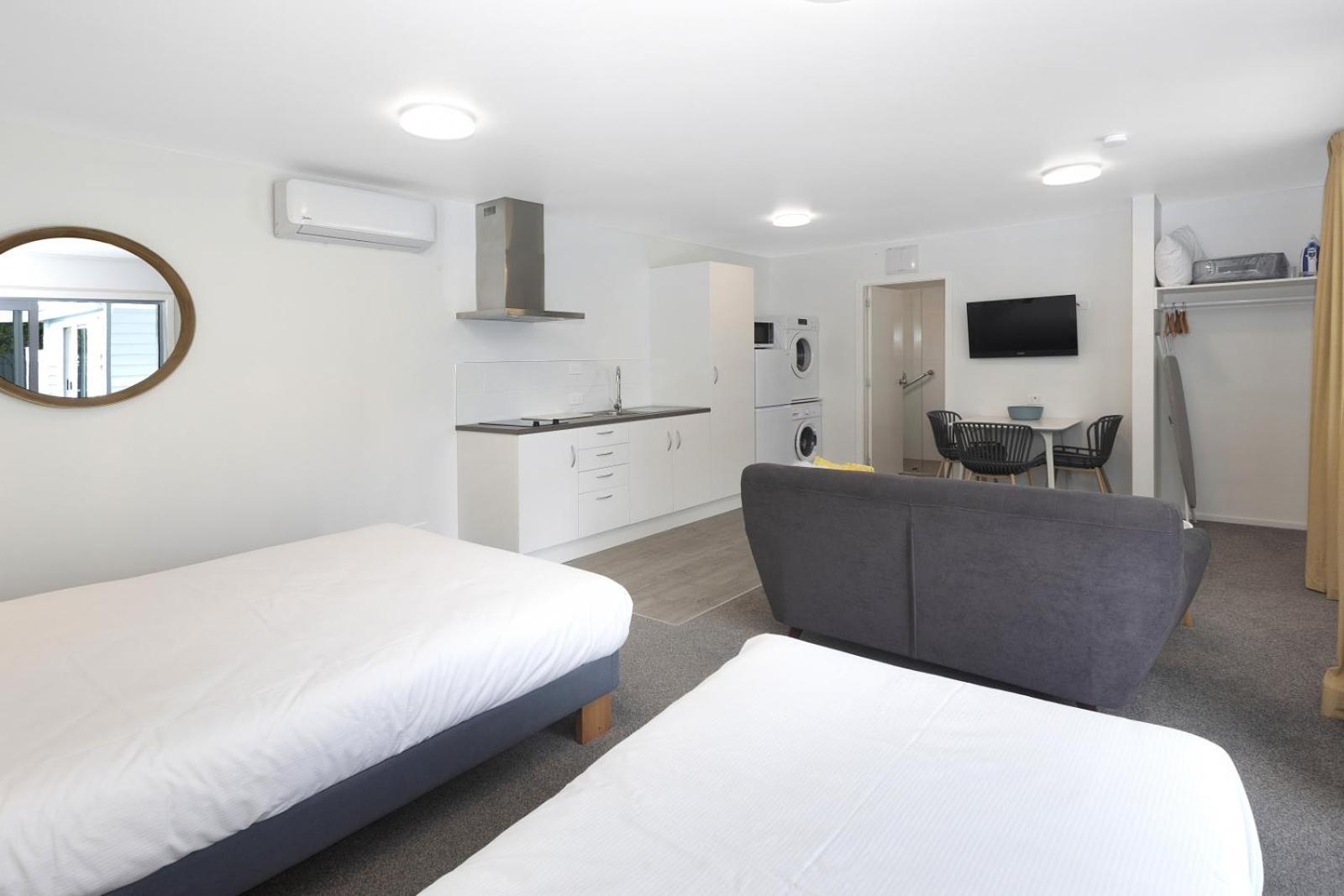 The Adelphi Motel Christchurch Eksteriør bilde